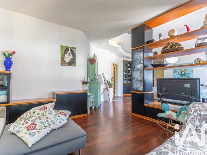Casa con 5 locali in vendita in Via Cluentina Piediripa, Macerata
