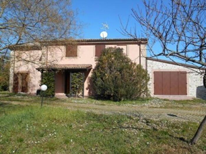 Casa con 6 locali in vendita in Santarcangelo Di Romagna