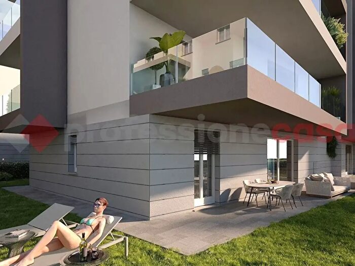 Appartamento quadrilocale in vendita in Via Bastone, Dalmine