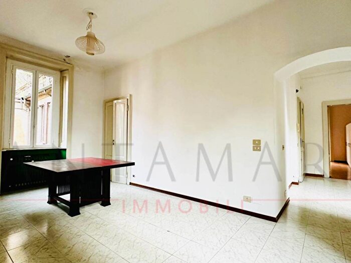 Appartamento bilocale in affitto in Piazza Giuseppe Grandi, Plebisciti Susa, Milano