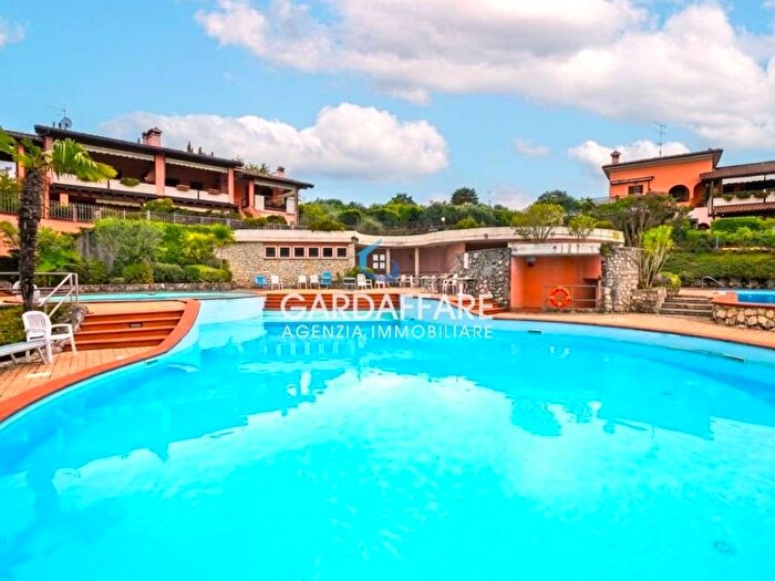 Appartamento trilocale in affitto in Lido, Manerba del Garda