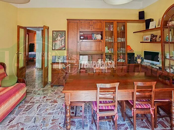 Appartamento quadrilocale in vendita in Via Giuseppe di Vittorio, Lainate