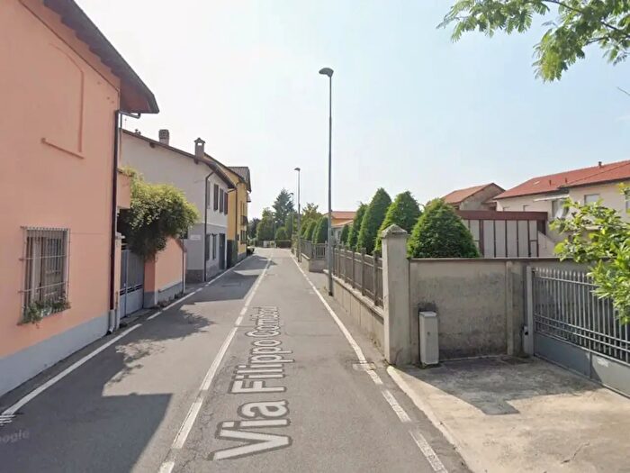 Case in Vendita e in Affitto - 3