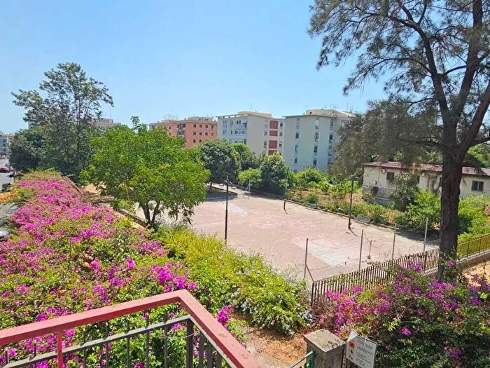 Appartamento trilocale in vendita in Via Giambattista Pensabene, Catania