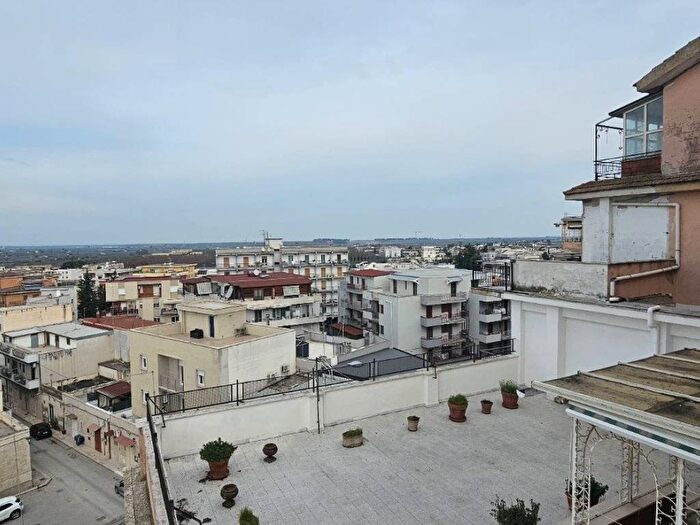 Appartamento con 6 locali in affitto in Viale SantAntonio, Centro, Cerignola