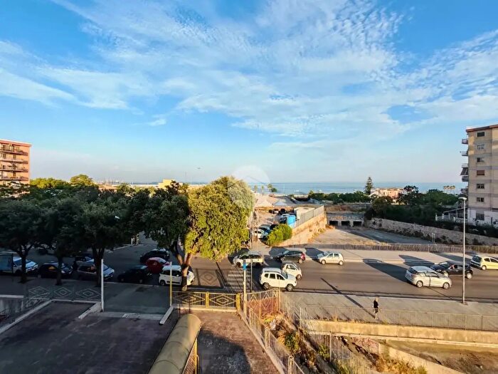 Appartamento quadrilocale in vendita in Viale Giuseppe di Vittorio, Manfredonia