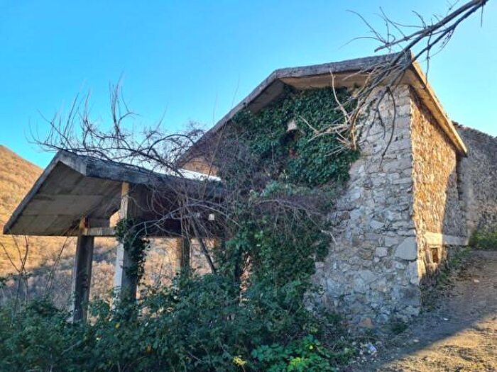 Casa in vendita in Strada Provinciale Accesso a Collepardo, Collepardo