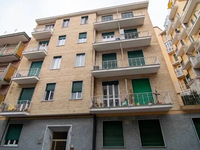 Appartamento bilocale in vendita in Via Entracque, Torino