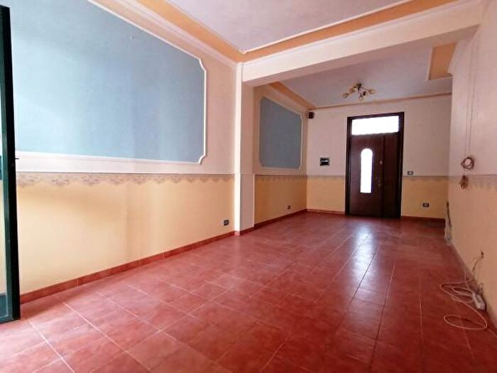 Casa trilocale in vendita in Via Gaetano Cherubino, Giffoni Valle Piana