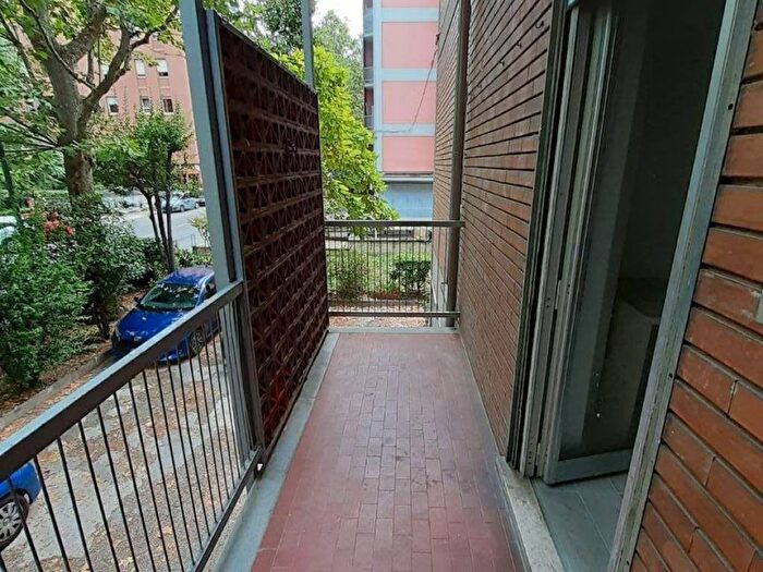 Appartamento trilocale in affitto in Via Spartaco, Massarenti, Bologna
