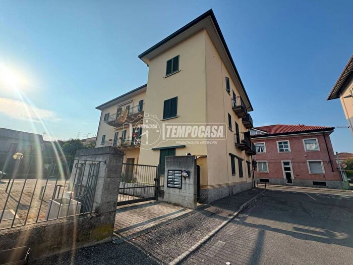 Casa in vendita in Via Roma, Macherio