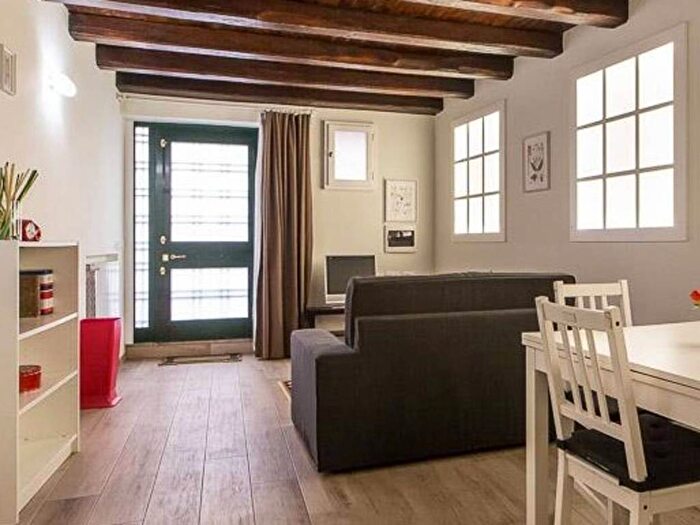 Appartamento monolocale in affitto in Via del Mattonato, Trastevere, Roma