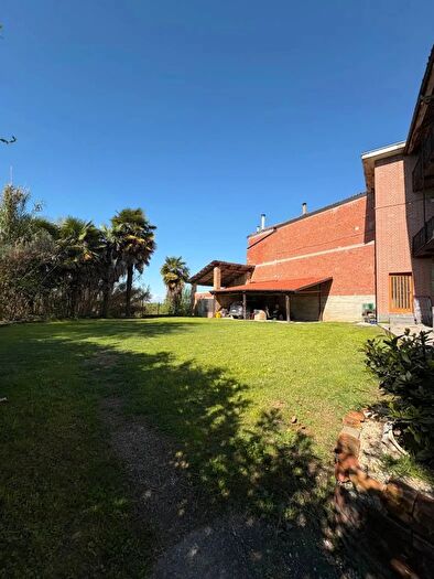 Casa con 6 locali in vendita in Via Ippolita Polledro Piova Massaia, Piova Massaia