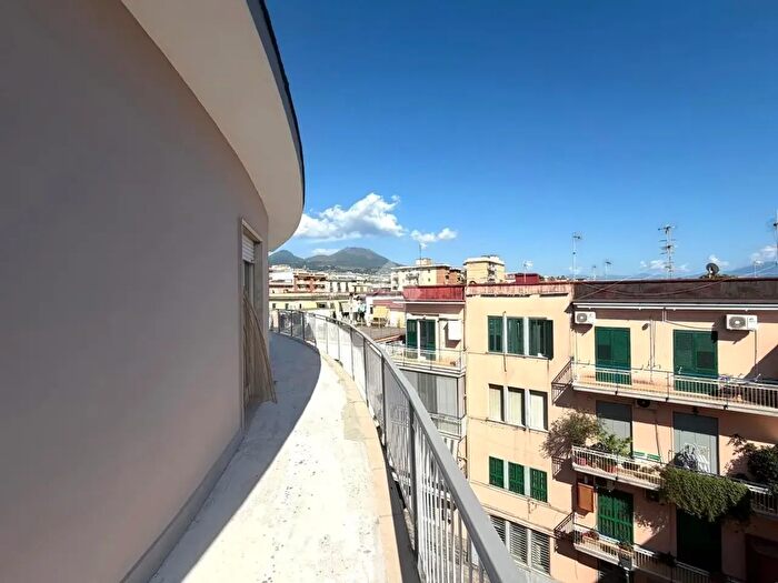 Appartamento quadrilocale in vendita in Viale II Camaggio, Portici