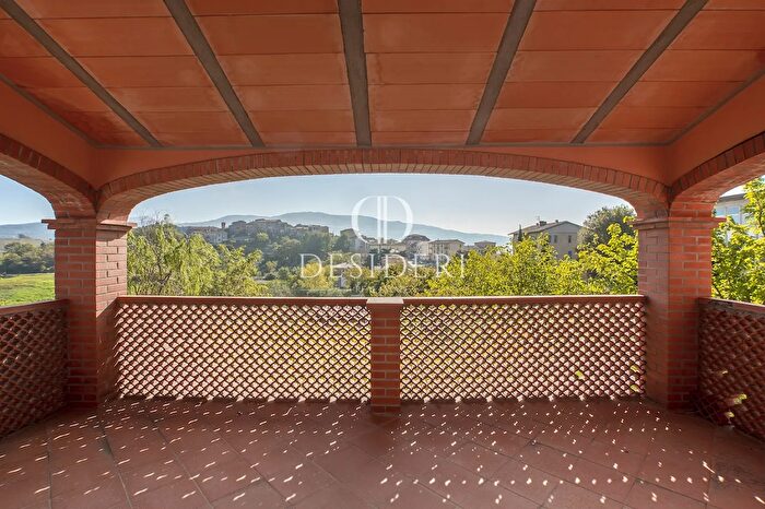 Casa con 6 locali in vendita in Via Ombrone Cinigiano, Cinigiano