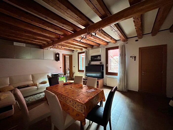 Appartamento quadrilocale in vendita in Venezia
