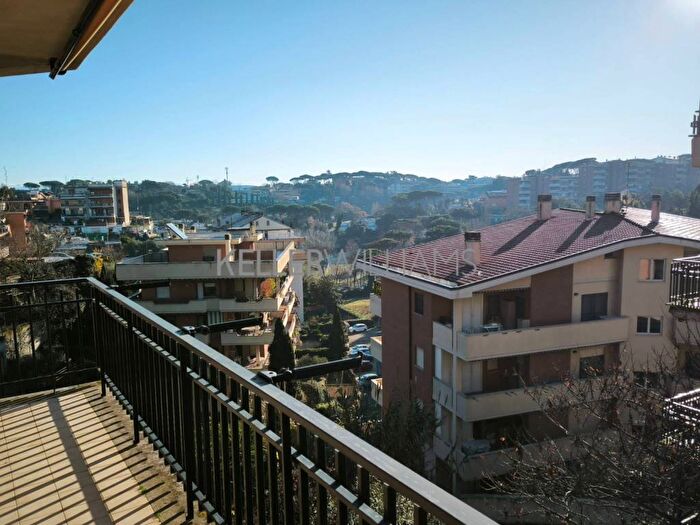 Appartamento trilocale in affitto in Via Angelo Fava, Monte Mario Trionfale, Roma