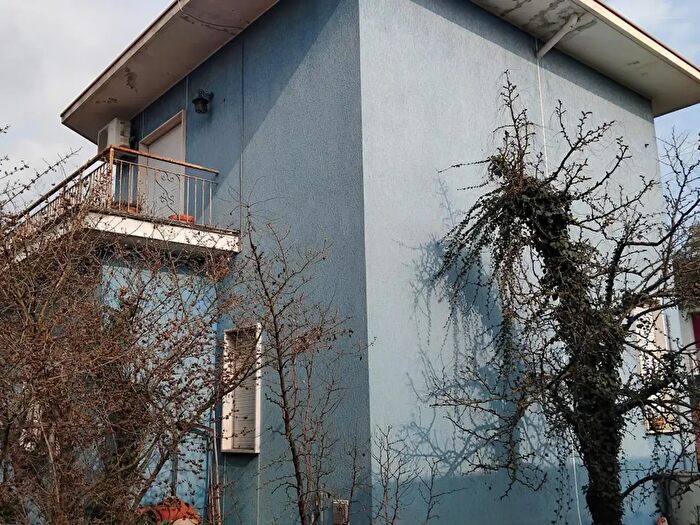 Casa trilocale in vendita in Via Ugo Vallenari, Venezia