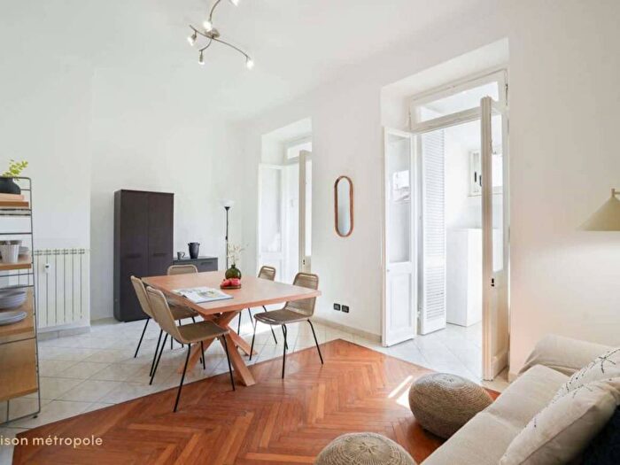 Appartamento trilocale in affitto in Via degli Artisti, Vanchiglia, Torino