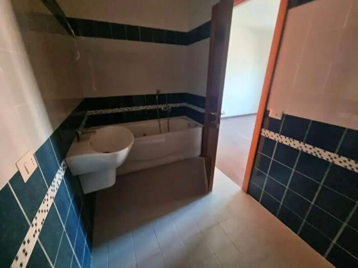 Appartamento trilocale in vendita in Via Carroceto, Aprilia