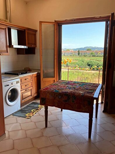 Appartamento quadrilocale in vendita in Via di Vallemaggiore, Vinci