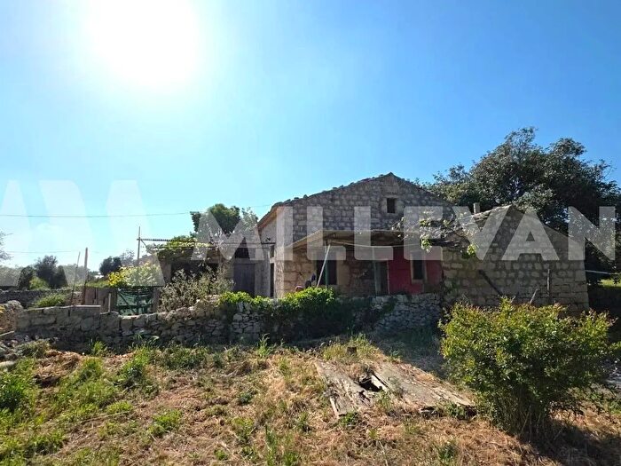 Casa trilocale in vendita in Strada Provinciale, Scicli