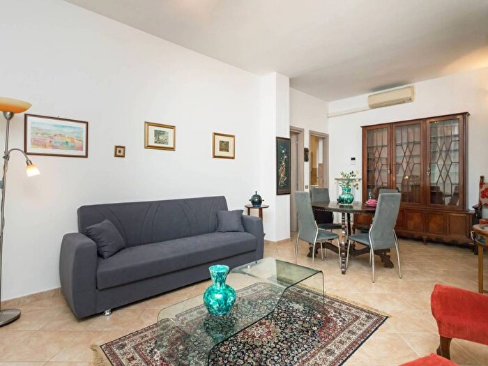 Appartamento quadrilocale in affitto in via Venanzio, Loreto, Bergamo