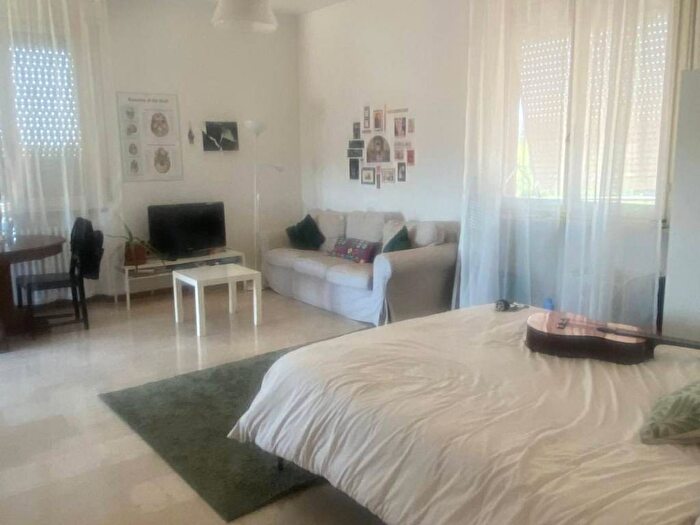 Appartamento con 5 locali in affitto in Via Ferdinando Bernini, Pablo Prati Bocchi, Parma