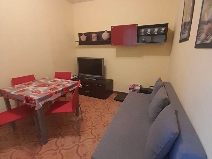 Appartamento bilocale in affitto in Via Venasca, Cenisia, Torino