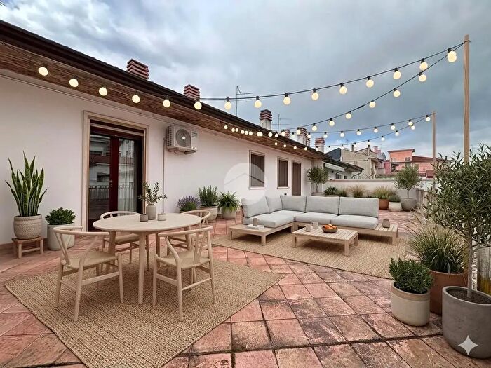 Appartamento quadrilocale in vendita in Via IV Novembre, San Giovanni Lupatoto