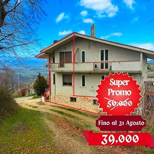 Casa con 5 locali in vendita in Contrada Muraglie, Montefino