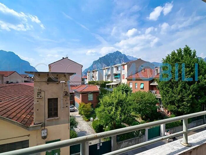 Appartamento bilocale in vendita in Via Plava, Lecco