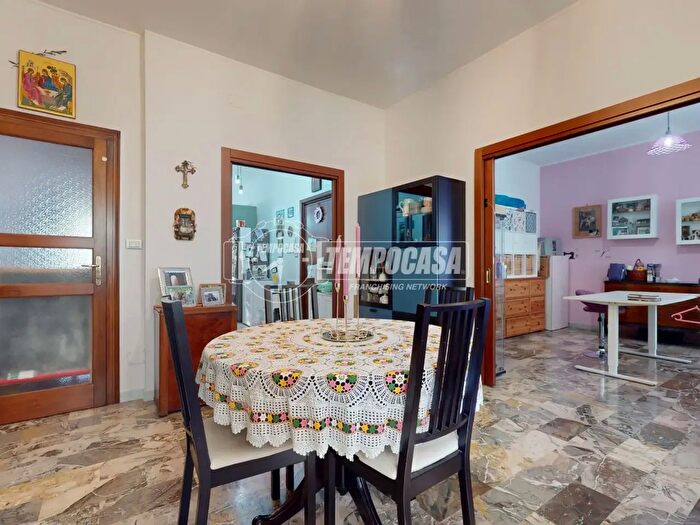 Appartamento quadrilocale in vendita in Via Aldo Moro, Mantova
