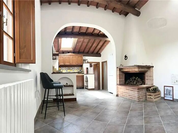 Appartamento con 6 locali in vendita in Scandicci