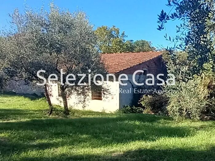 Casa quadrilocale in vendita in Santa Maria A Monte