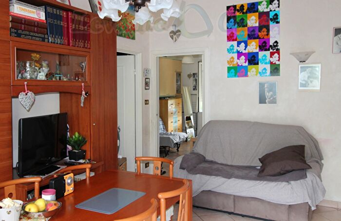 Appartamento con 5 locali in vendita in Uscio