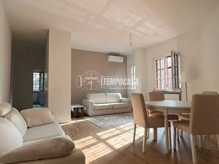 Appartamento trilocale in vendita in Via Fagnana, Buccinasco