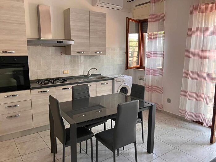 Appartamento bilocale in affitto in Strada Minturnae, Montello Ferriere, Latina
