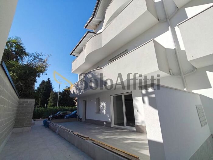 Appartamento quadrilocale in affitto in Centro, Magnago