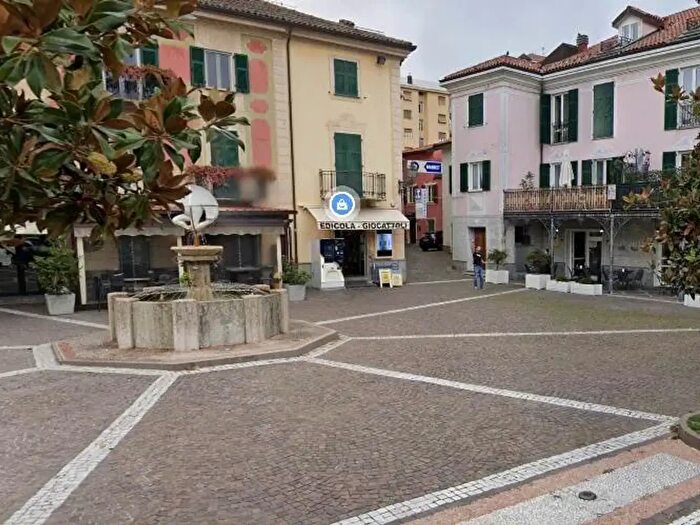 Casa con 5 locali in vendita in Carcare