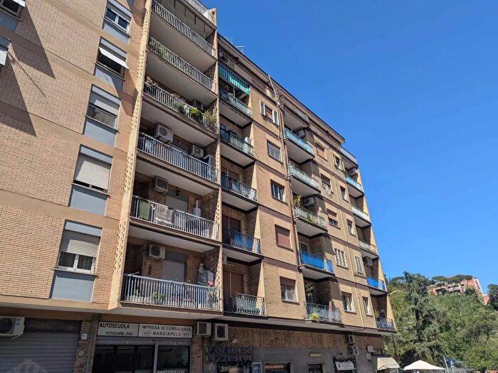 Appartamento quadrilocale in affitto in Via Umberto Moricca, Roma