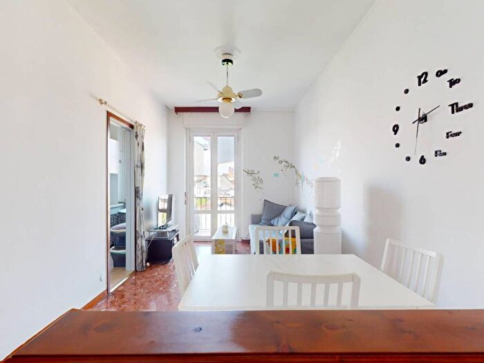 Appartamento trilocale in affitto in Viale Giovanni Da Cermenate, Pezzotti Meda, Milano