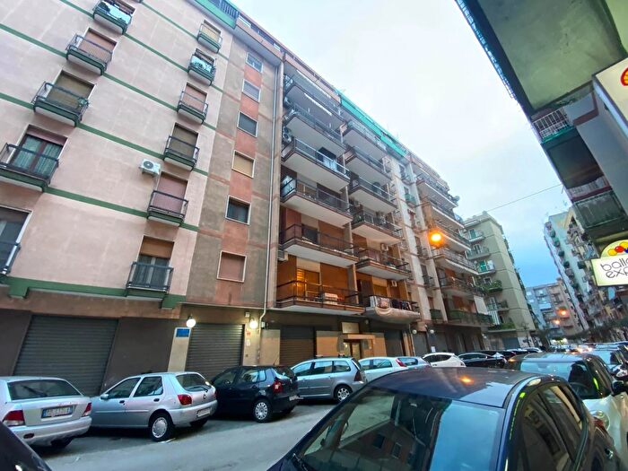 Appartamento trilocale in vendita in Via Romagna ItaliaMontegranaro Taranto Taranto, Taranto
