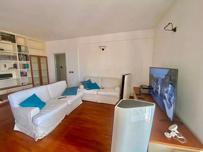 Appartamento trilocale in affitto in Via Mulinetti, Lungomare Mulinetti Polanesi, Recco