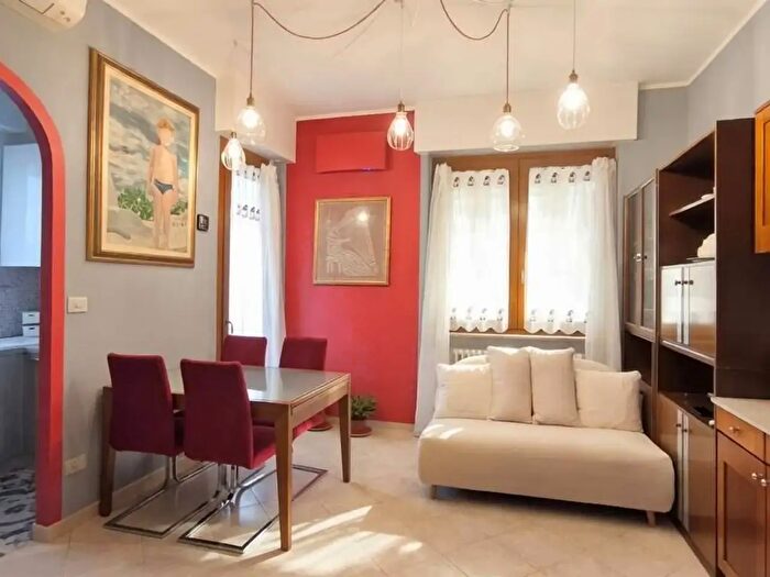 Appartamento trilocale in vendita in Via Zaffaroni, Gerenzano