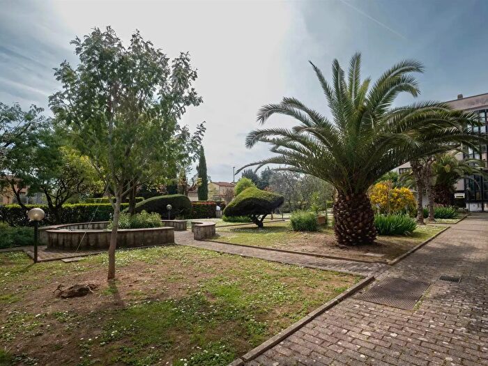 Appartamento con 5 locali in vendita in Via Gianni Rodari, Prato