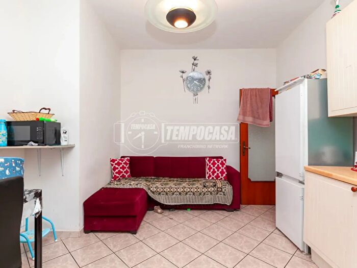 Appartamento trilocale in vendita in Via Sbaraglia Levante, Crevalcore