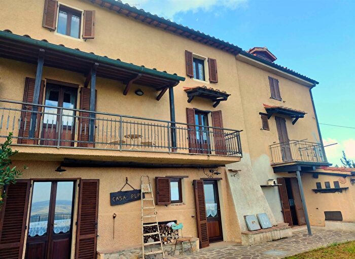 Case in Vendita e in Affitto - 2