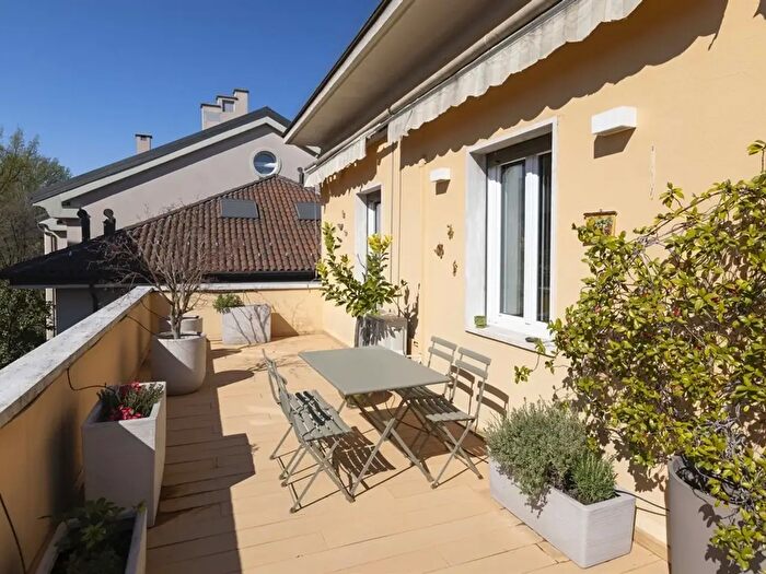 Appartamento quadrilocale in vendita in Via Carlo Porta, Monza