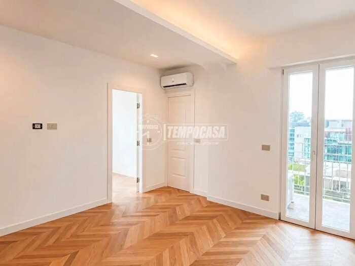 Appartamento bilocale in vendita in Via Gustavo Fara, Milano